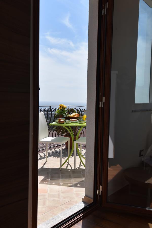 B&B Villa Grazia Pagliara Bagian luar foto